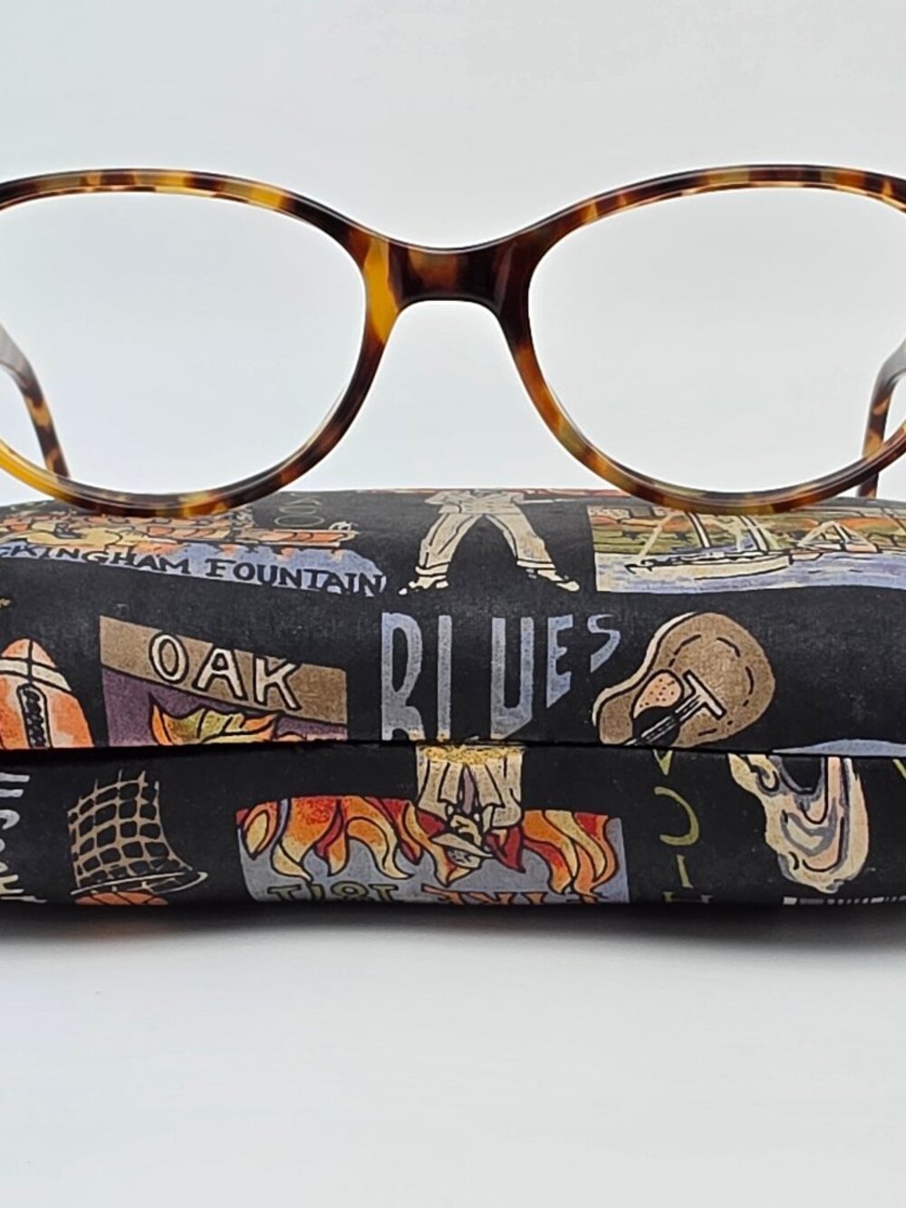 Nicole Miller Collection At First Sight Amber Tortoise Eyeglasses Frame w/ Case